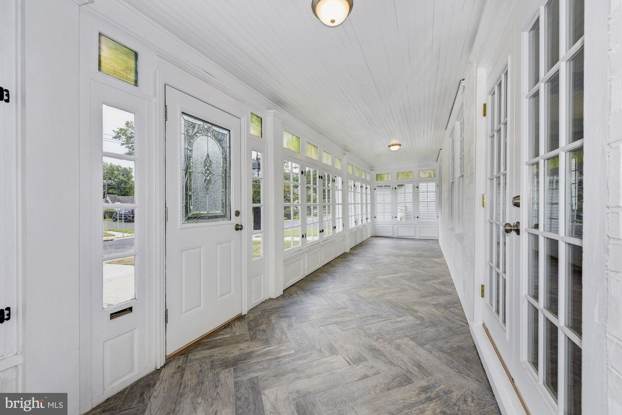 305 East Mill Road Maple Shade, NJ 08052 - Photo 3 of 21 Porch/Sunroom