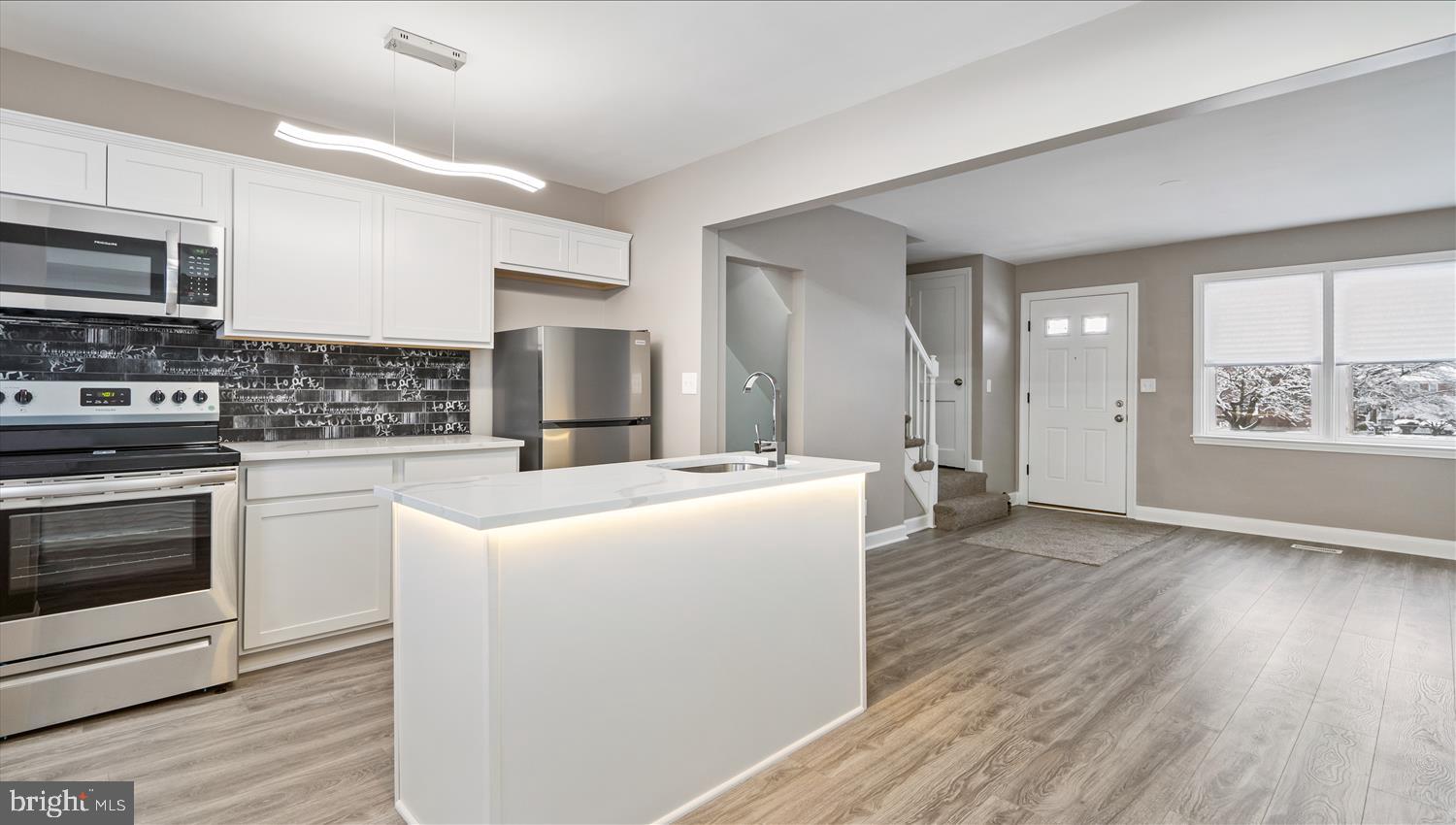 90 Berkshire Road Baltimore, MD 21221 - Photo 7 of 36