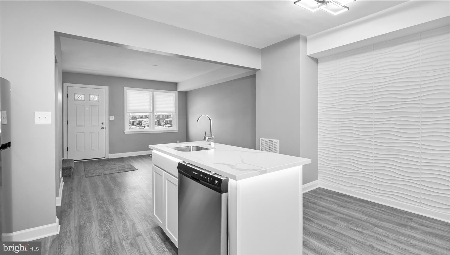 90 Berkshire Road Baltimore, MD 21221 - Photo 8 of 36