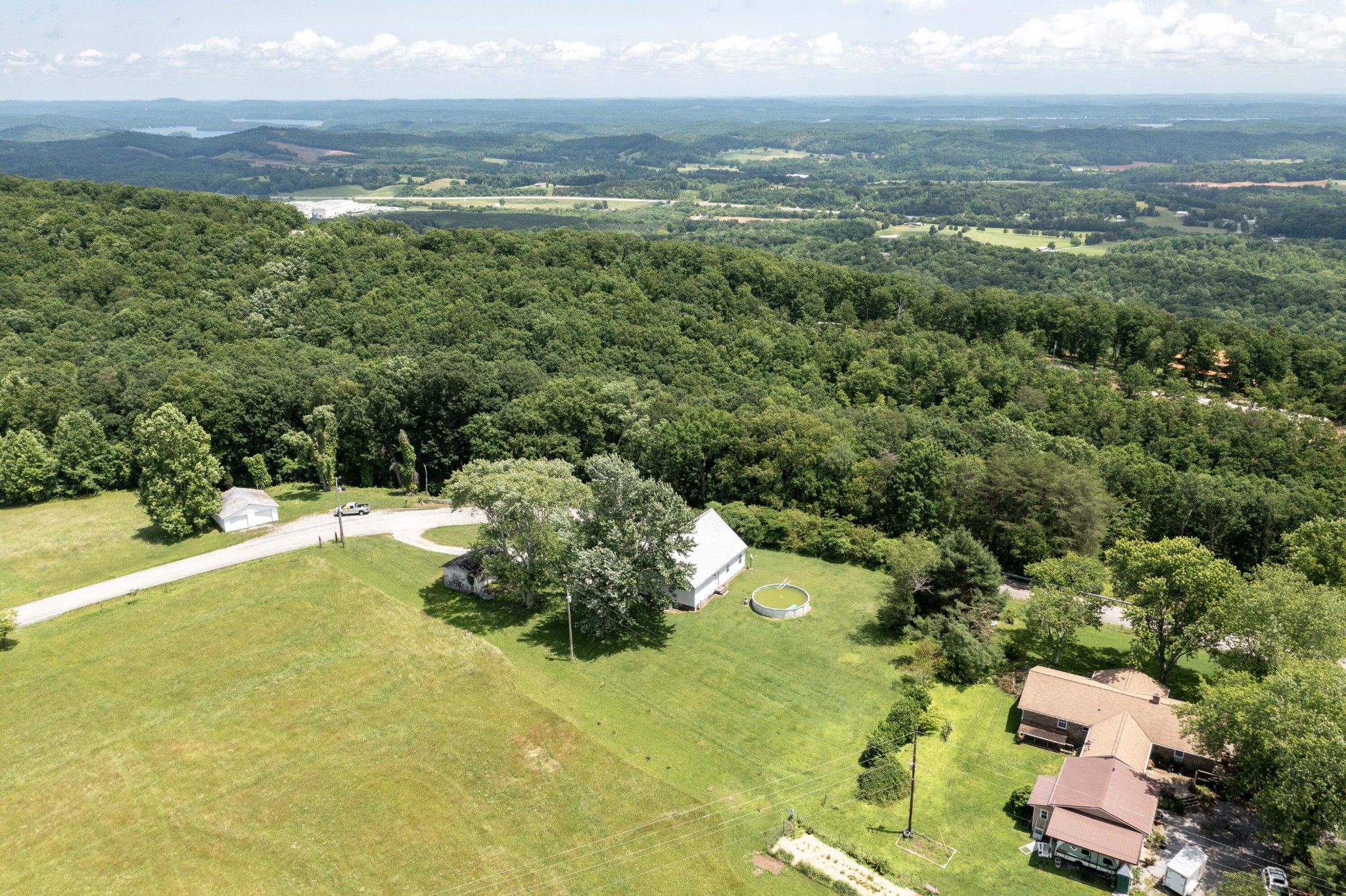 1165 Possum Trot Road Grandview, TN 37337 - Photo 38 of 48 Gallery Image 38