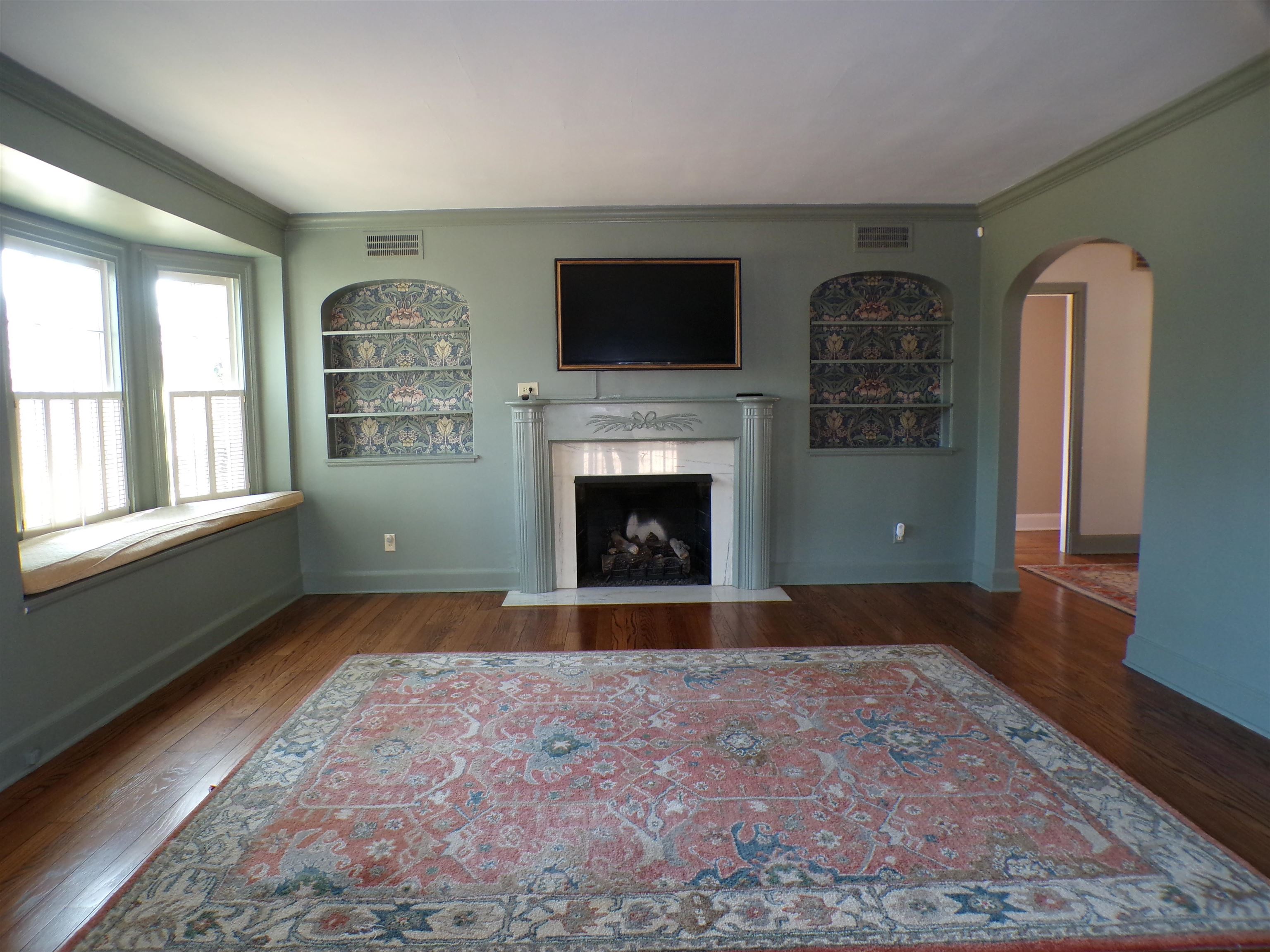 527 South Goodlett Street Memphis, TN 38117 - Photo 8 of 34 Ample space for your furnishings