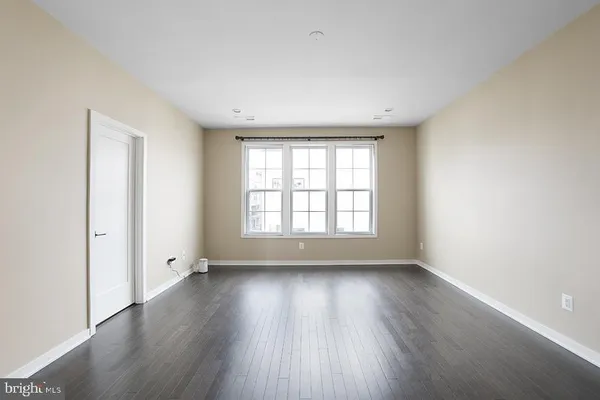 $5,000 | 22170 Penelope Heights Terrace, Ashburn, VA 20148