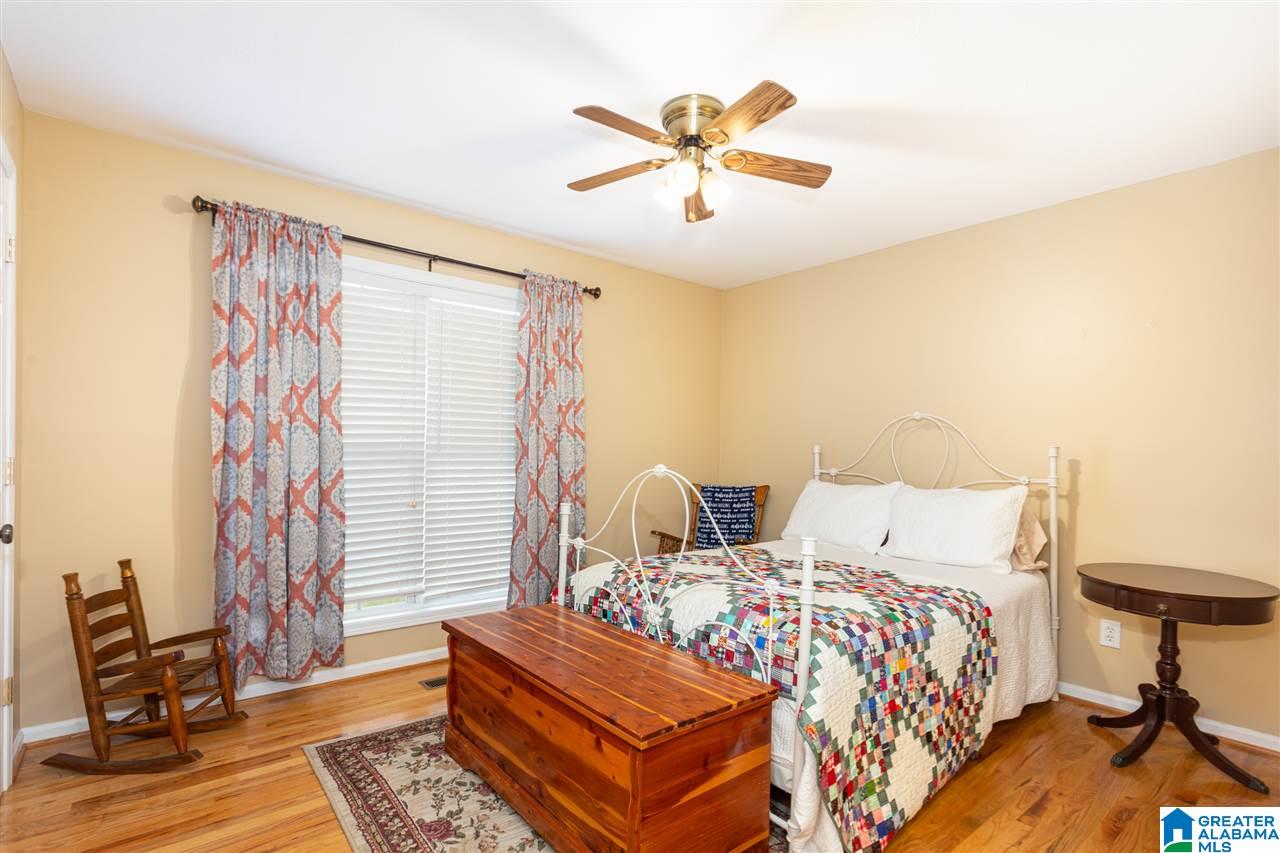 914 Ridgeway Drive Oneonta, AL 35121 - Photo 14 of 29
