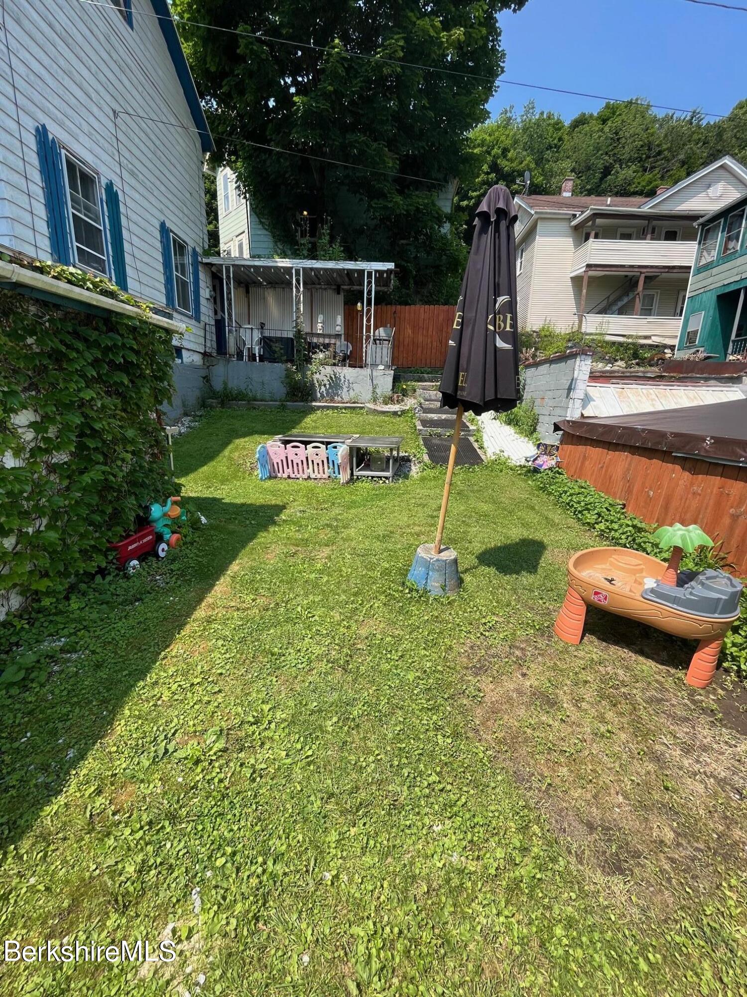 252 R Walnut Street North Adams, MA 01247 - Photo 34 of 43 Walnutb
