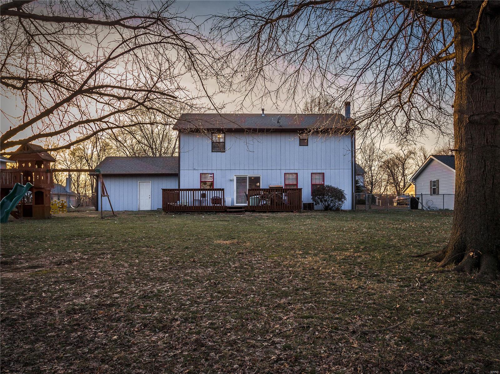 98 Sugarmill Road Troy, IL 62294 - Photo 3 of 32 Gallery Image 3