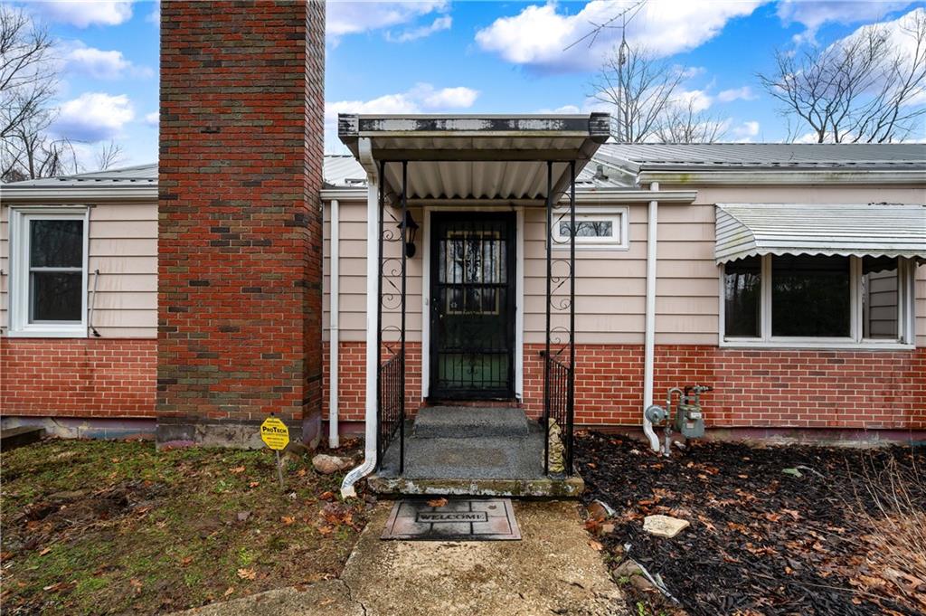 114 Hall Road Mercer, PA 16137 - Photo 13 of 36 Front entrance