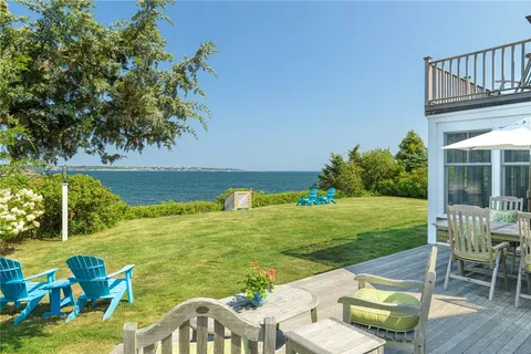 $4,999,000 | 4 Hull Cove Street, Jamestown, RI 02835