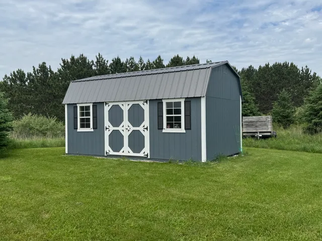 $250,000 | 3828 90th Avenue, Evart, MI 49631