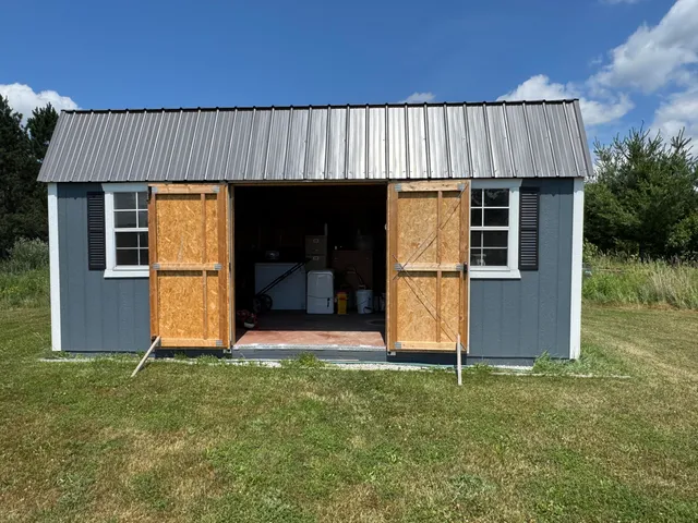 $250,000 | 3828 90th Avenue, Evart, MI 49631