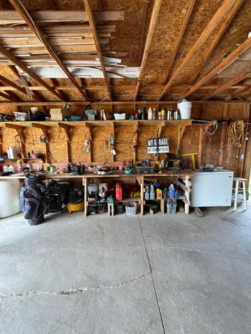 $250,000 | 3828 90th Avenue, Evart, MI 49631