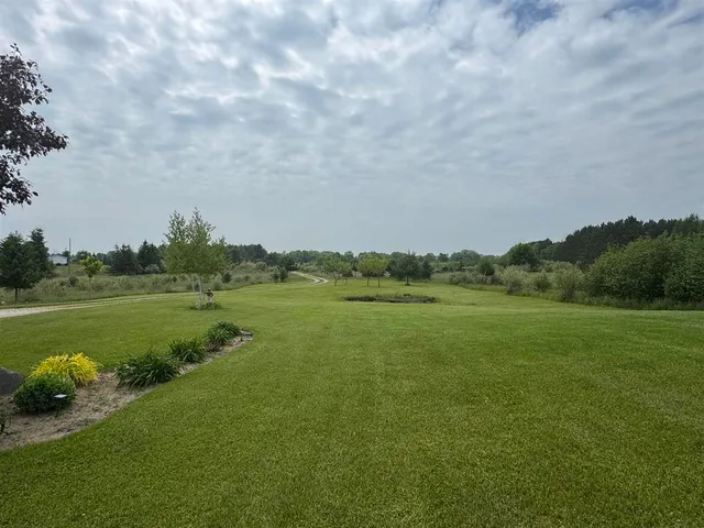 $250,000 | 3828 90th Avenue, Evart, MI 49631