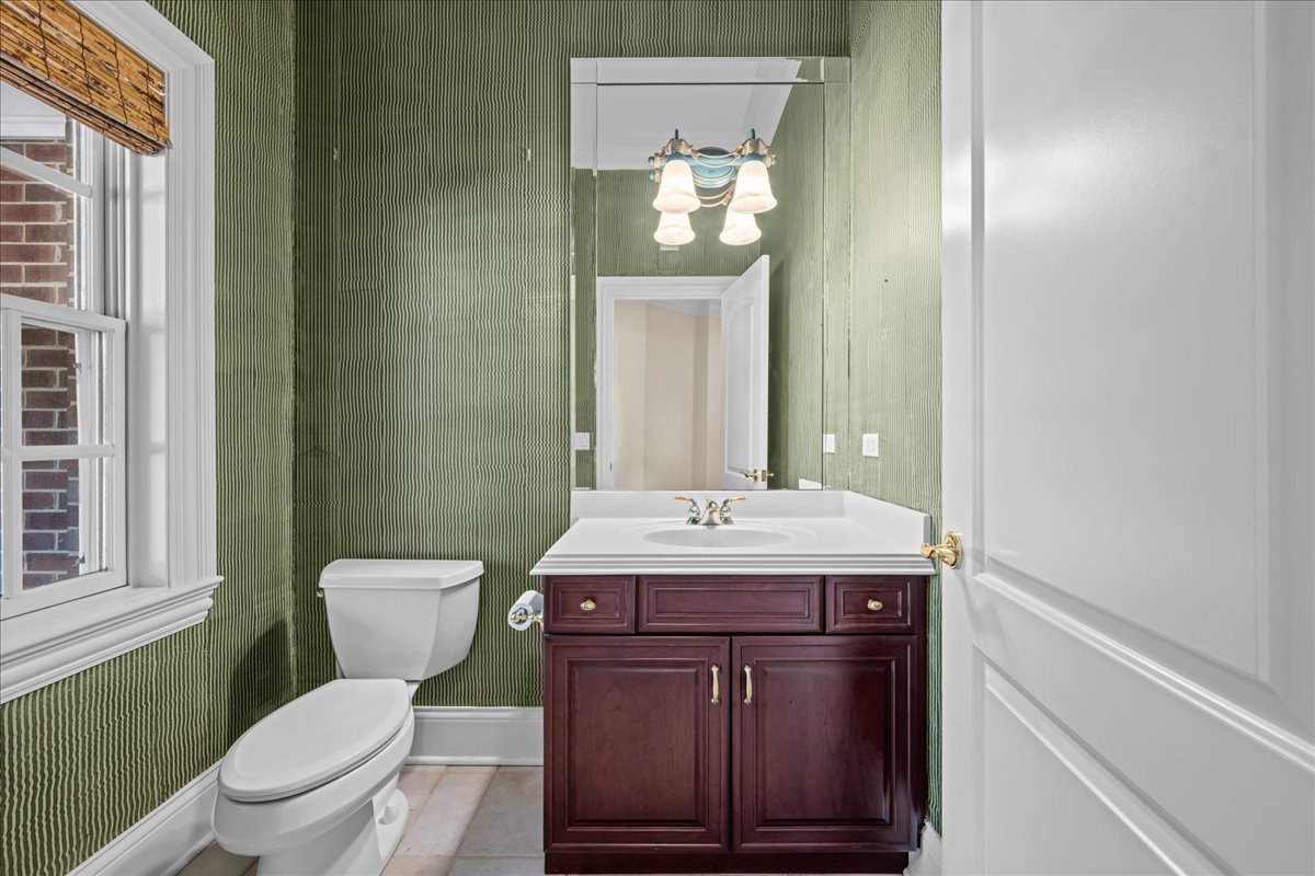 36W555 Stoneleat Road St. Charles, IL 60175 - Photo 36 of 76 Gallery Image 36