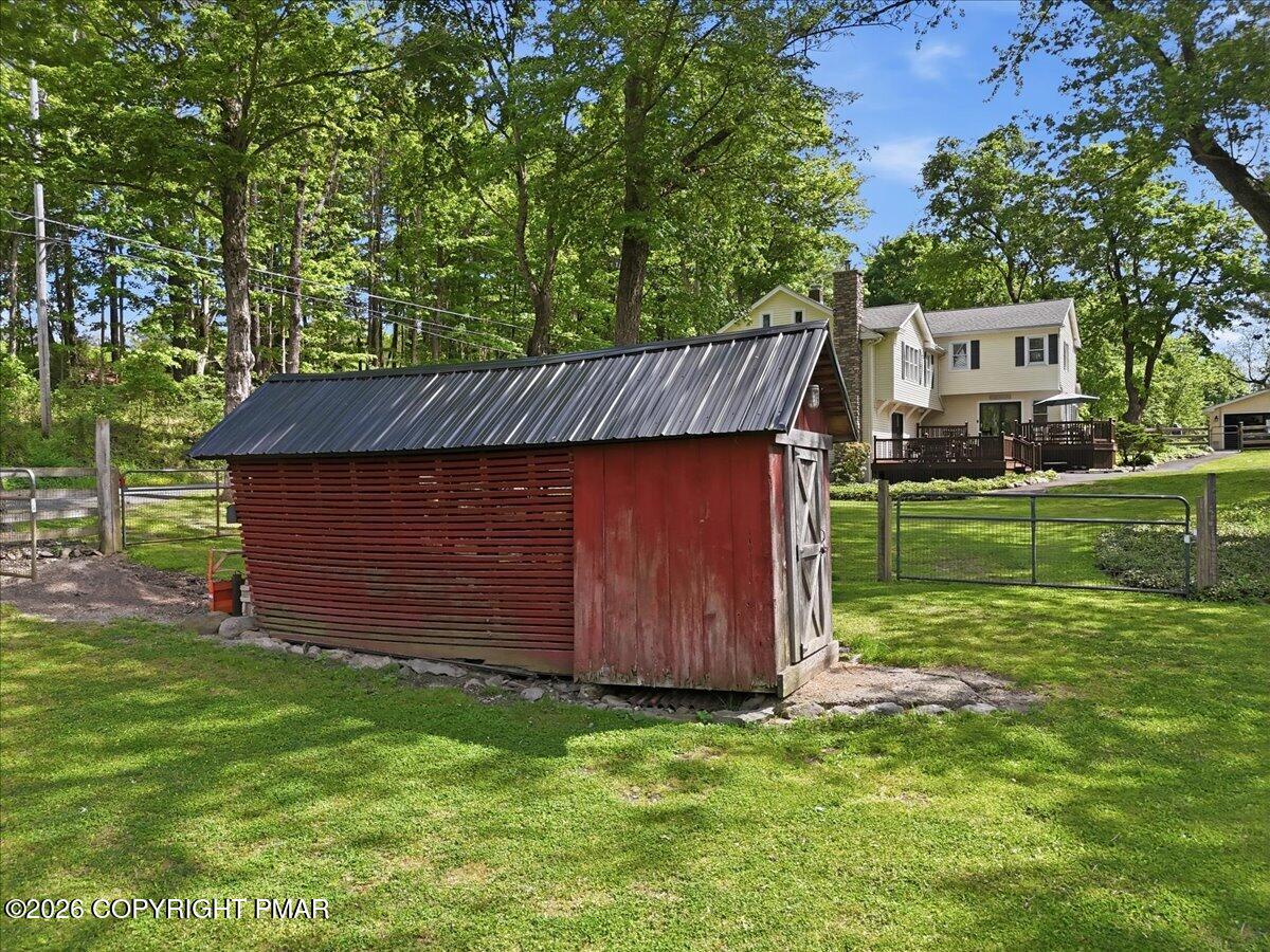 299 Brick Church Road Saylorsburg, PA 18353 - Photo 77 of 108 CORN CRIB