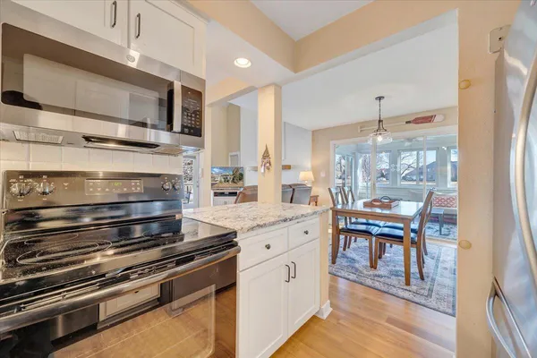 $979,700 | 27 Peninsula Point Drive, Moneta, VA 24121