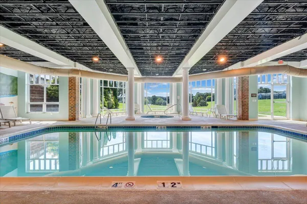 $979,700 | 27 Peninsula Point Drive, Moneta, VA 24121