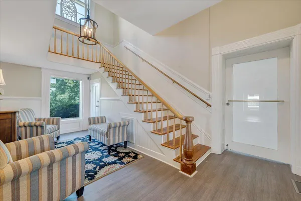 $979,700 | 27 Peninsula Point Drive, Moneta, VA 24121