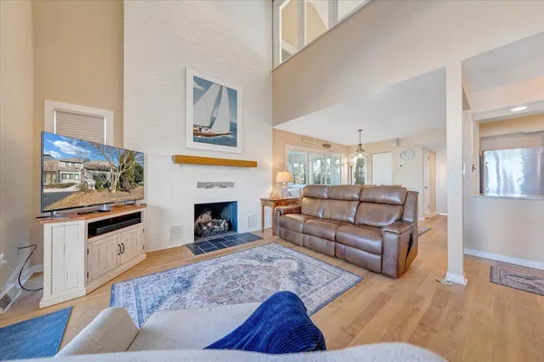 $979,700 | 27 Peninsula Point Drive, Moneta, VA 24121