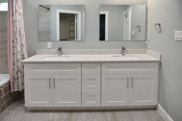 a view of walk in closet