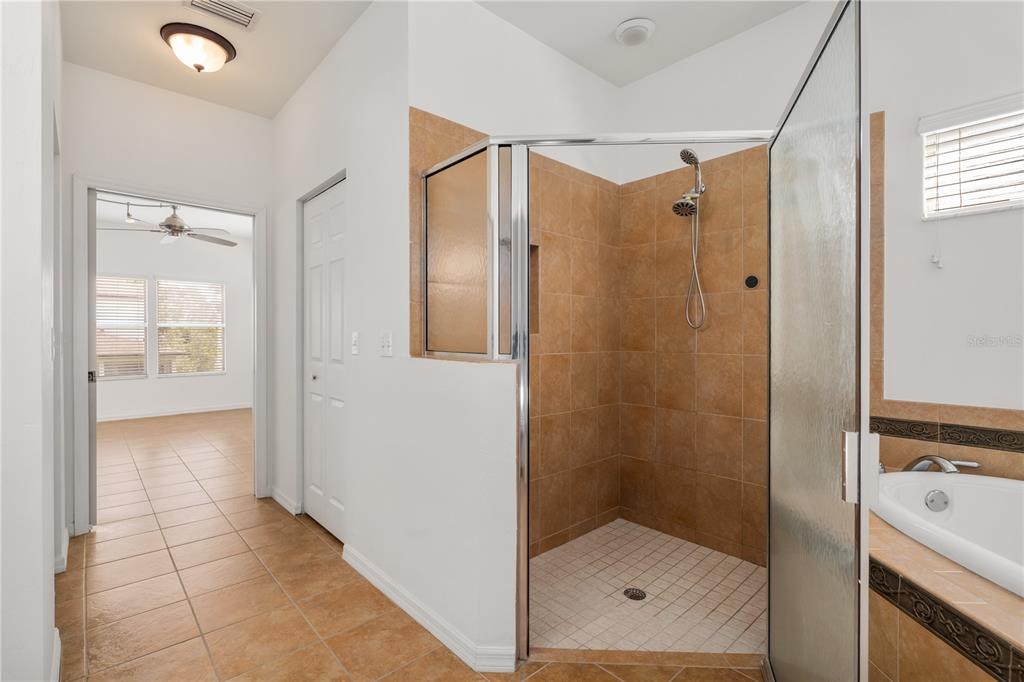 9984 Northwest 18th Road Gainesville, FL 32606 - Photo 11 of 30 Gallery Image 11