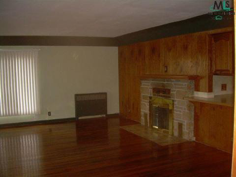 5063 Pointe Tremble Road Algonac, MI 48001 - Photo 3 of 12 609877-2.JPG