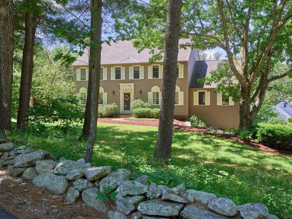 349 Bailey Road Holden, MA 01520 - Photo 1 of 41 Gallery Image 1