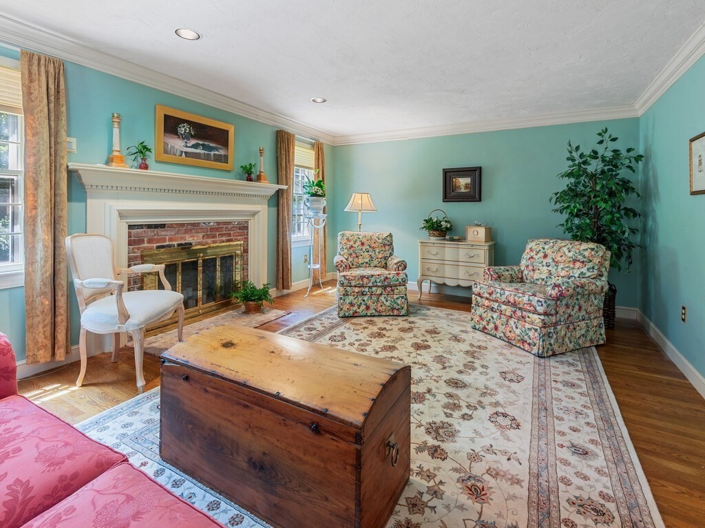 349 Bailey Road Holden, MA 01520 - Photo 13 of 41 Gallery Image 13