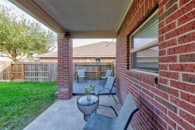 $285,000 | 3040 Sweet Gum Bay Court, Dickinson, TX 77539