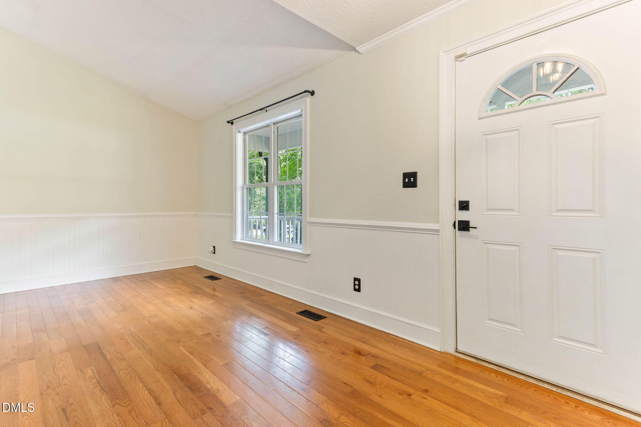 2801 Old Stagecoach Lane Raleigh, NC 27603 - Photo 13 of 34 30-web-or-mls-IMG_1818