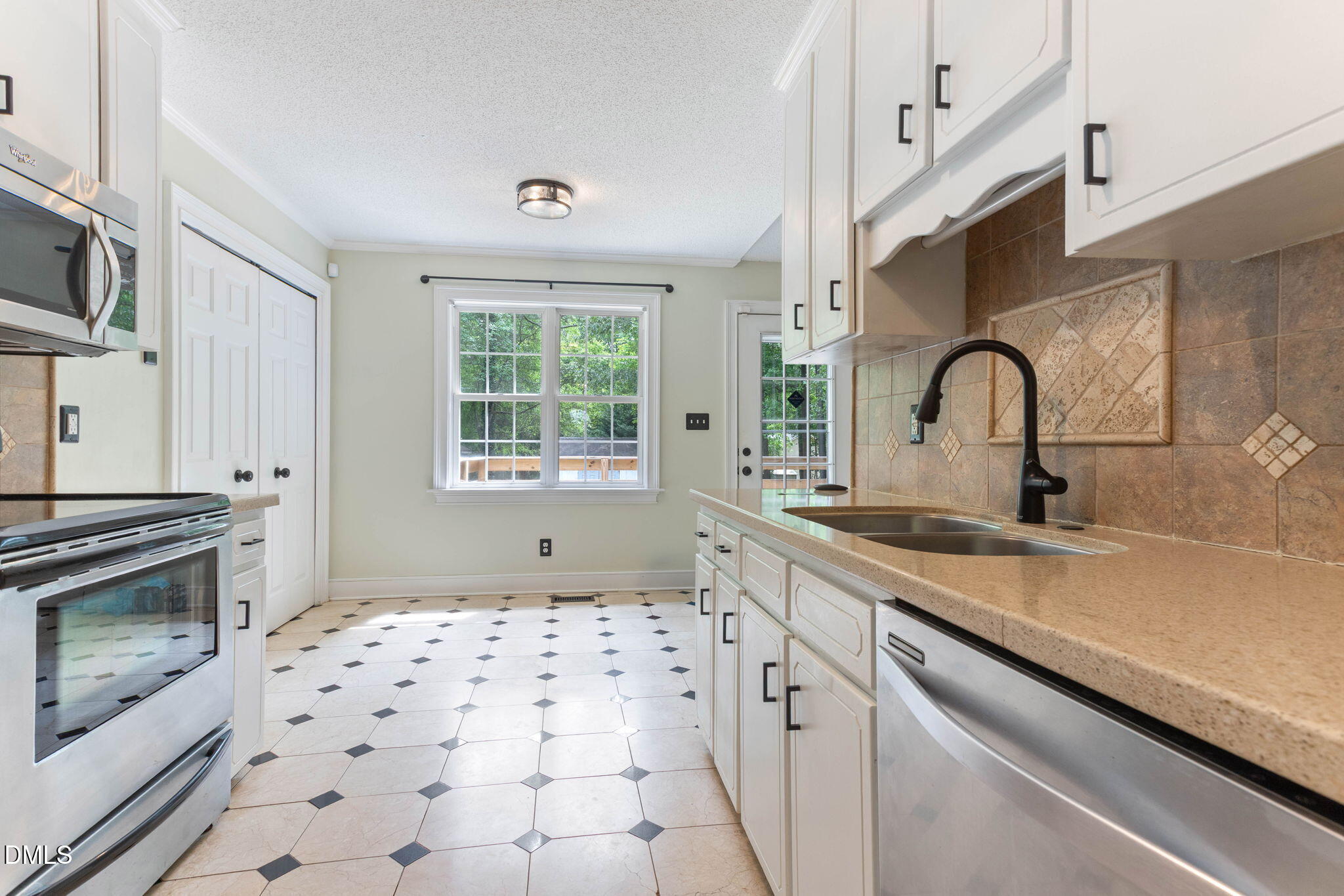 2801 Old Stagecoach Lane Raleigh, NC 27603 - Photo 16 of 34 21-web-or-mls-IMG_1791Re
