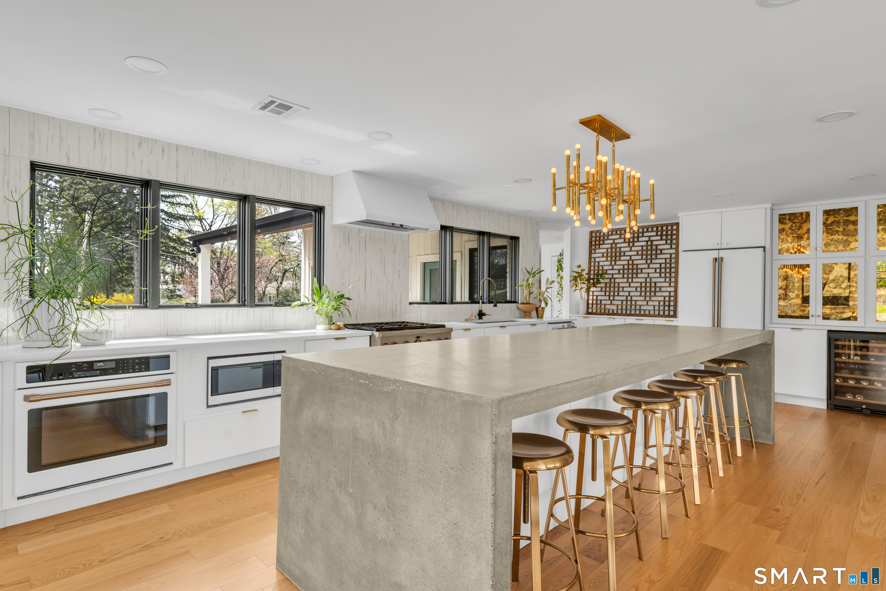 5 Windsor Road North Haven, CT 06473 - Photo 13 of 40