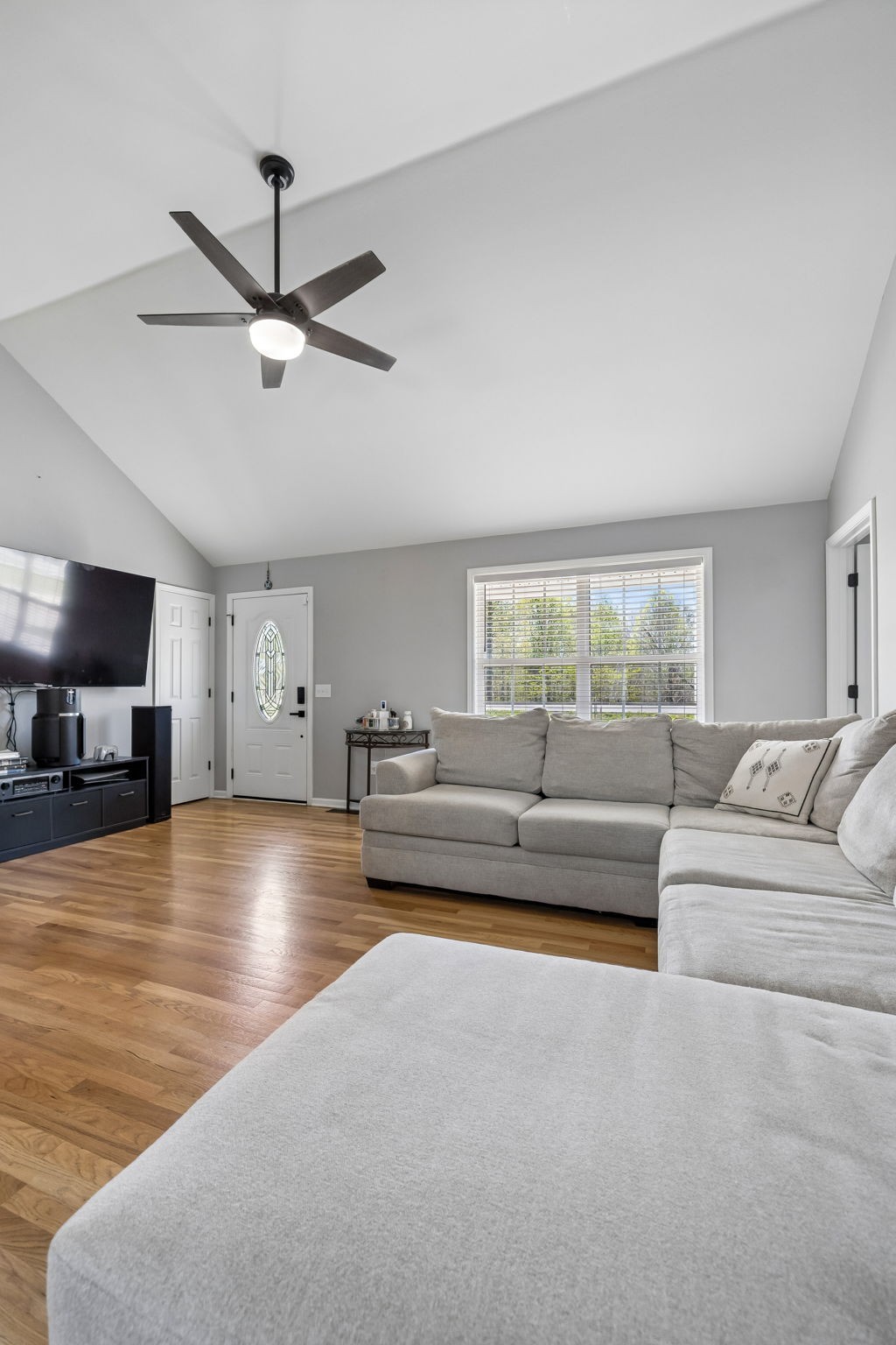 3084 Bowker Road Charlotte, TN 37036 - Photo 13 of 43