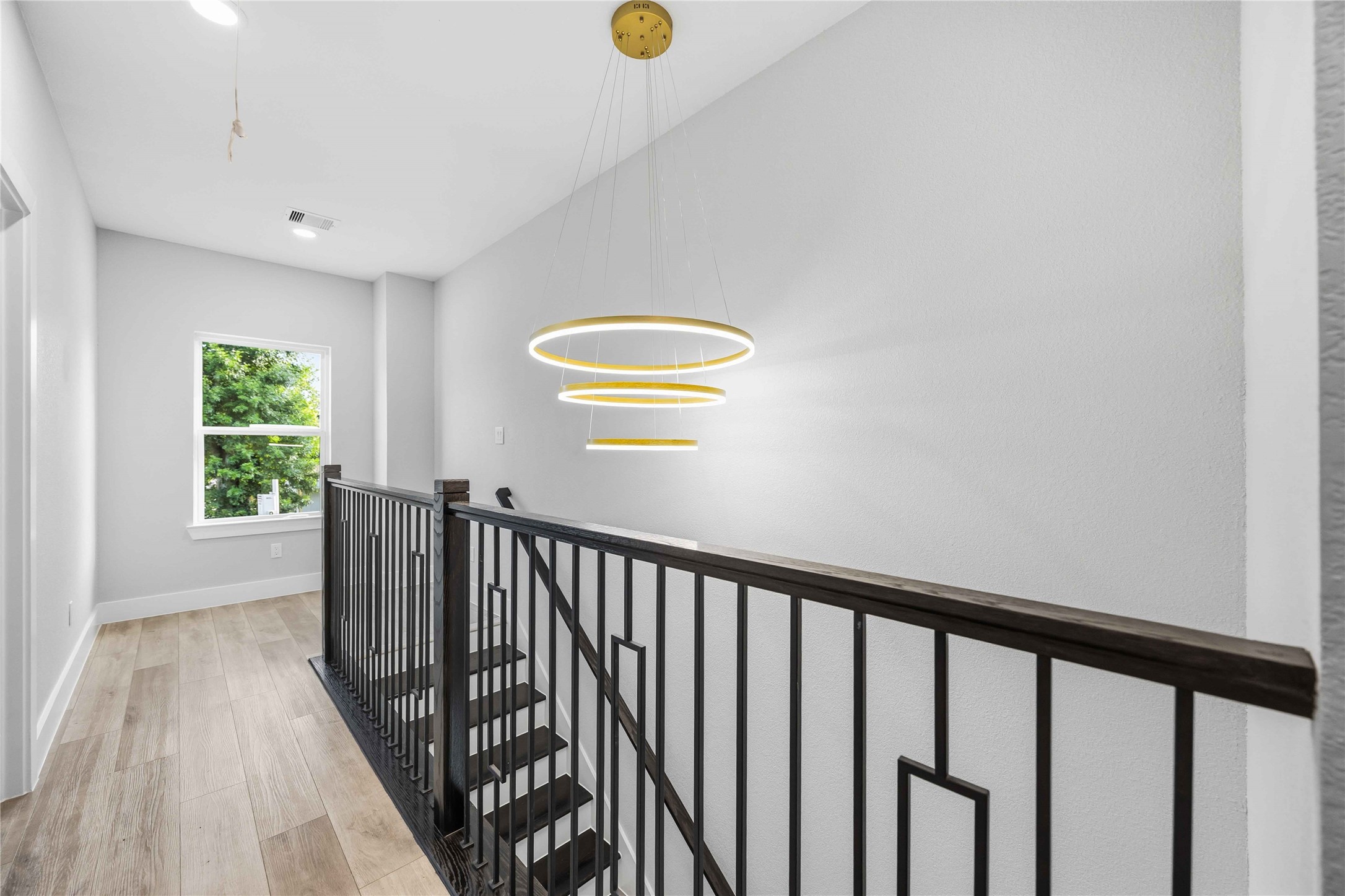 5326 Ridgeway Drive Houston, TX 77033 - Photo 20 of 31 Gallery Image 20