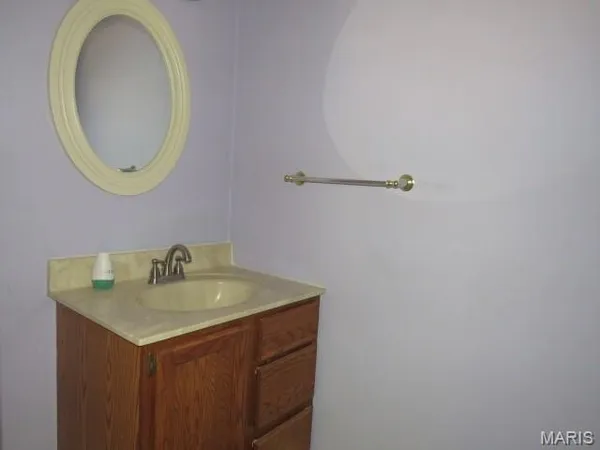 $94,900 | 3335 Dovershire Drive, Belleville, IL 62221