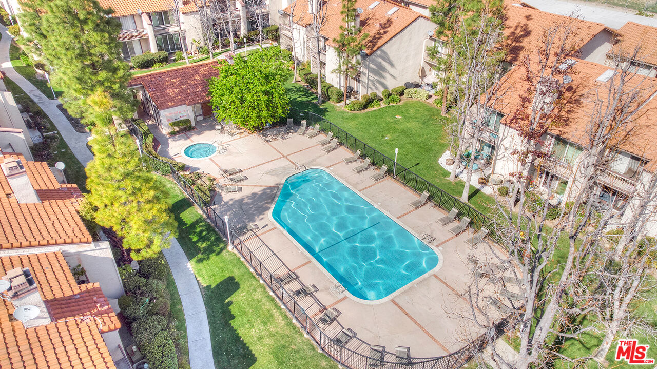 5624 Las Virgenes Road, Unit 19 Calabasas, CA 91302 - Photo 23 of 25