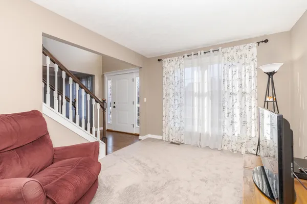$407,700 | 3304 Barrington Road, Bloomington, IL 61704