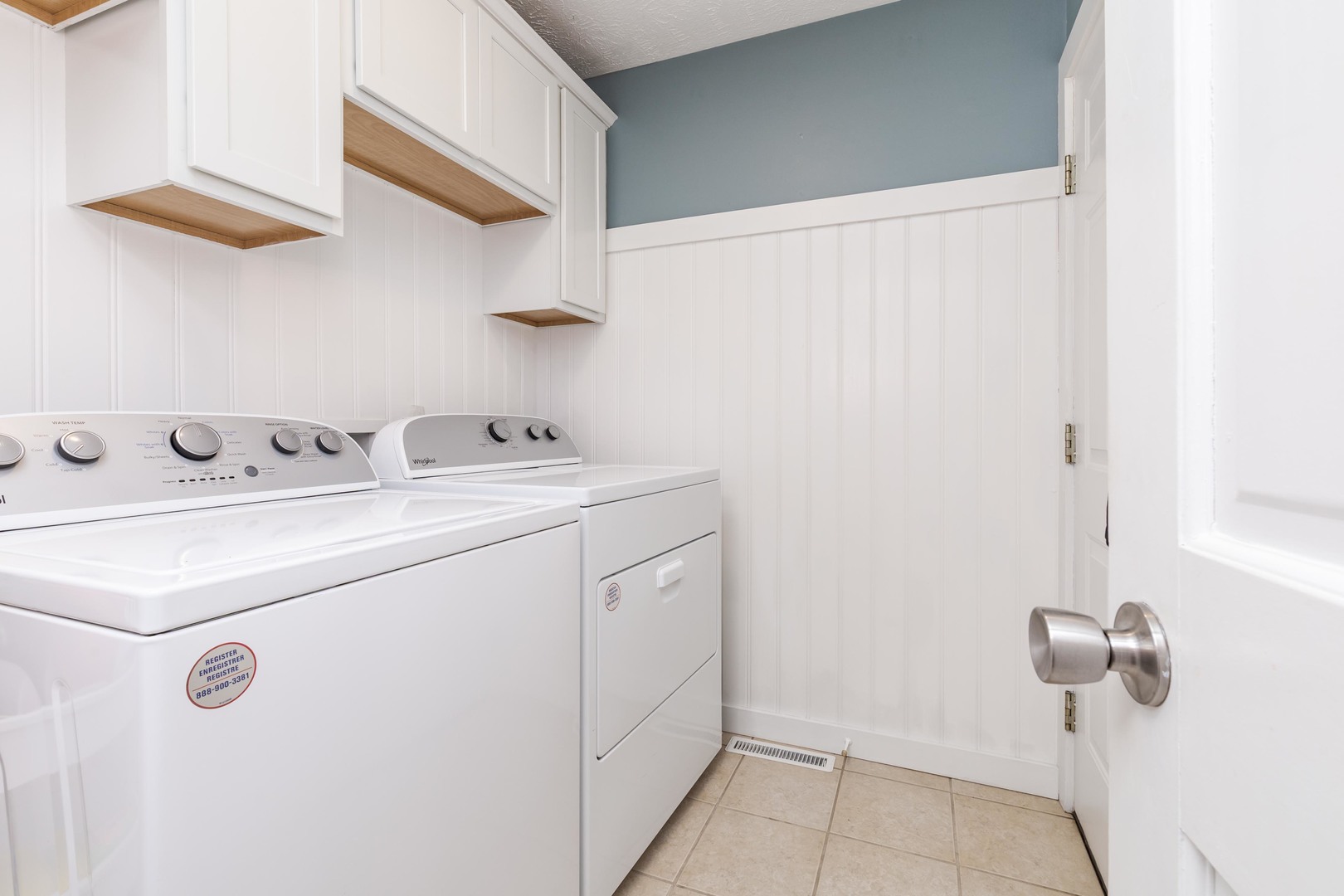 3304 Barrington Road Bloomington, IL 61704 - Photo 23 of 64