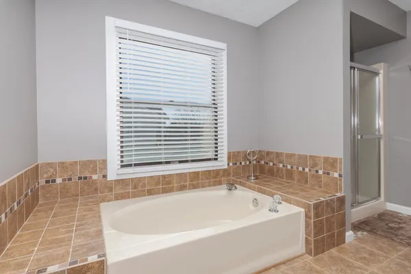 $407,700 | 3304 Barrington Road, Bloomington, IL 61704