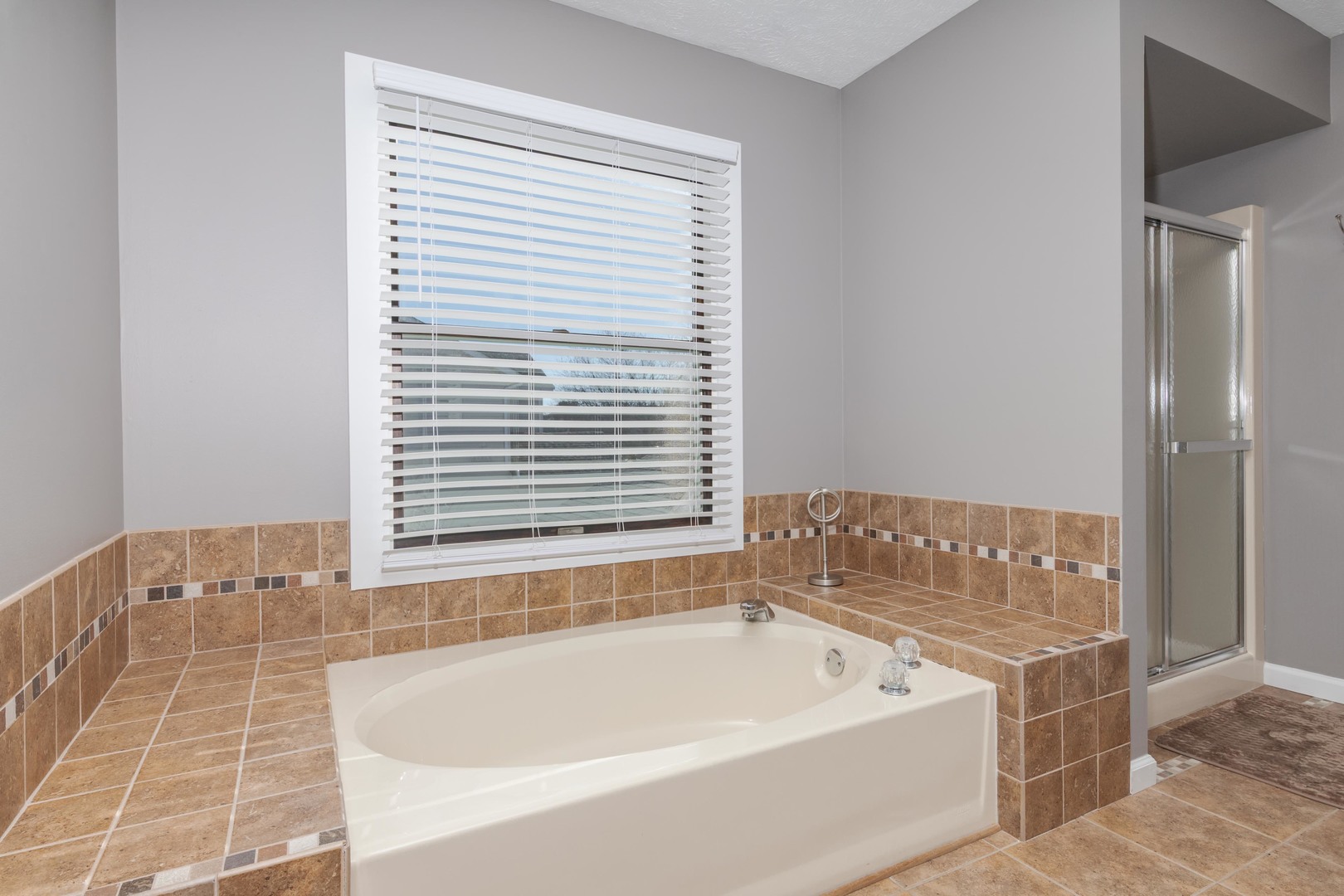 3304 Barrington Road Bloomington, IL 61704 - Photo 31 of 64