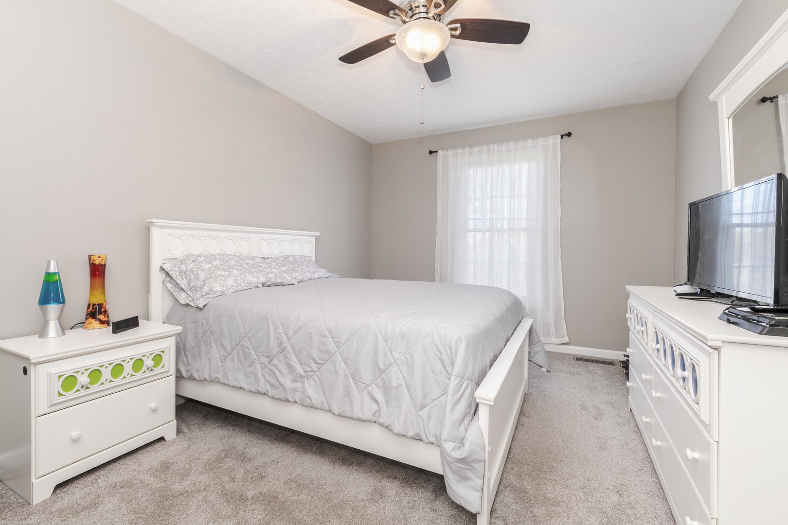 3304 Barrington Road Bloomington, IL 61704 - Photo 34 of 64