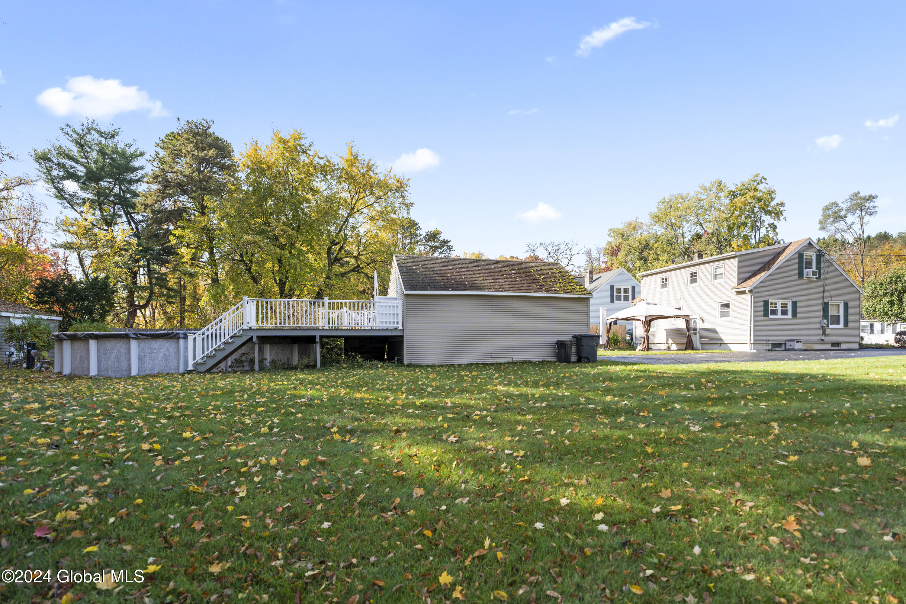 88 Broderick Street Colonie, NY 12205 - Photo 7 of 26 DSC08605