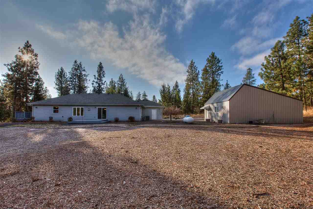 6920 North Harvard Road Newman Lake, WA 99025 - Photo 15 of 17