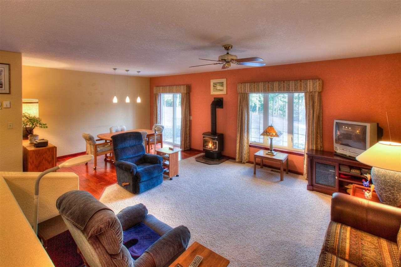 6920 North Harvard Road Newman Lake, WA 99025 - Photo 5 of 17