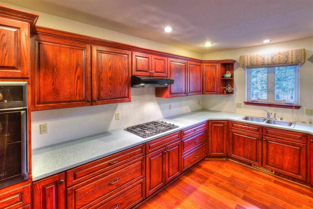 6920 North Harvard Road Newman Lake, WA 99025 - Photo 8 of 17