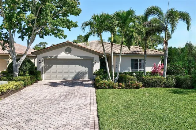 $425,000 | 4528 56th Lane, Vero Beach, FL 32967