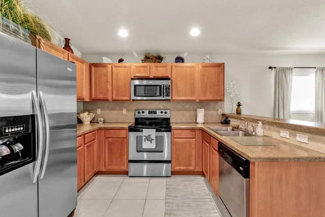 $425,000 | 4528 56th Lane, Vero Beach, FL 32967