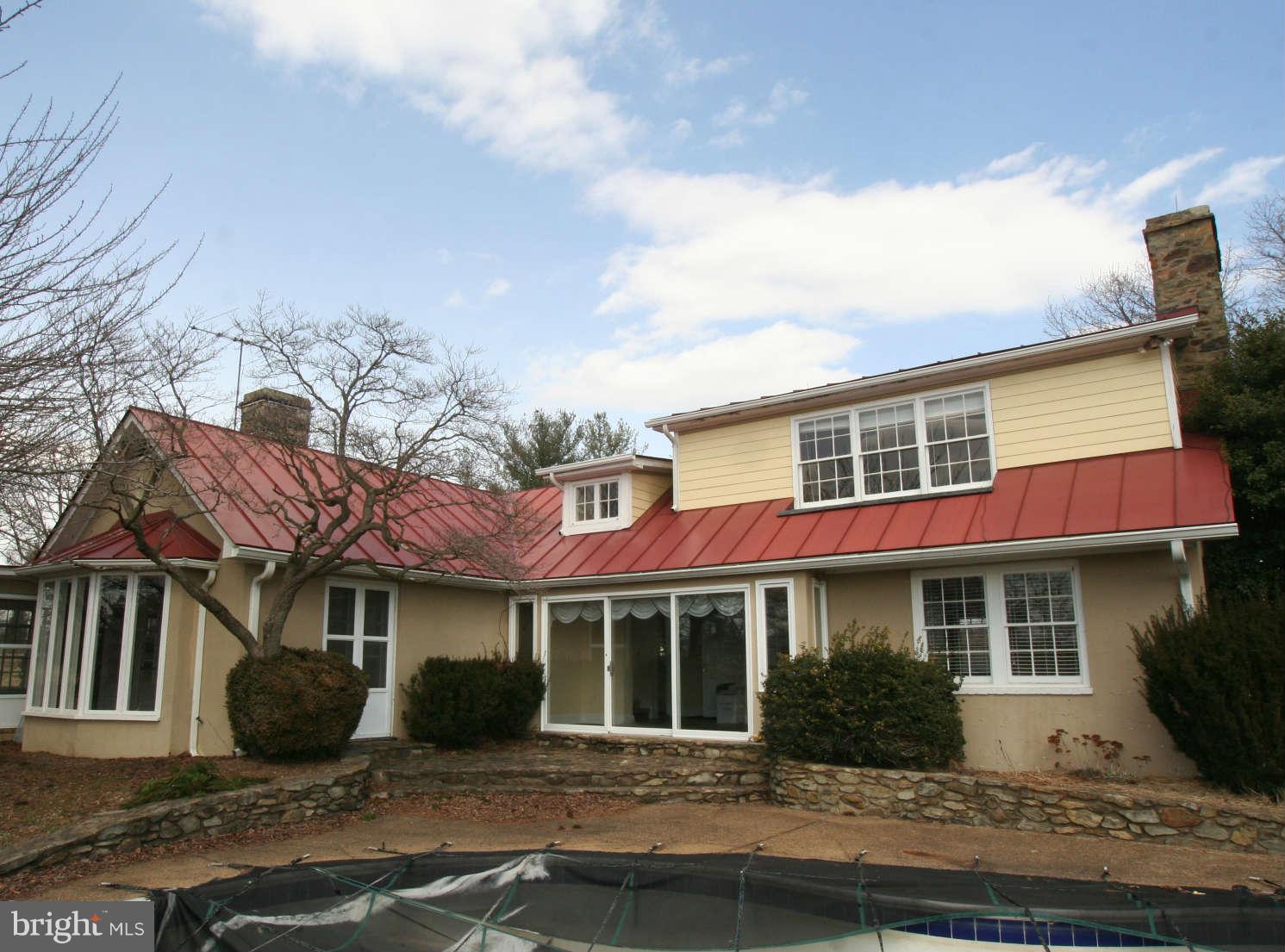 22415 Cider Spring Place Middleburg, VA 20117 - Photo 4 of 8 Exterior (Rear)