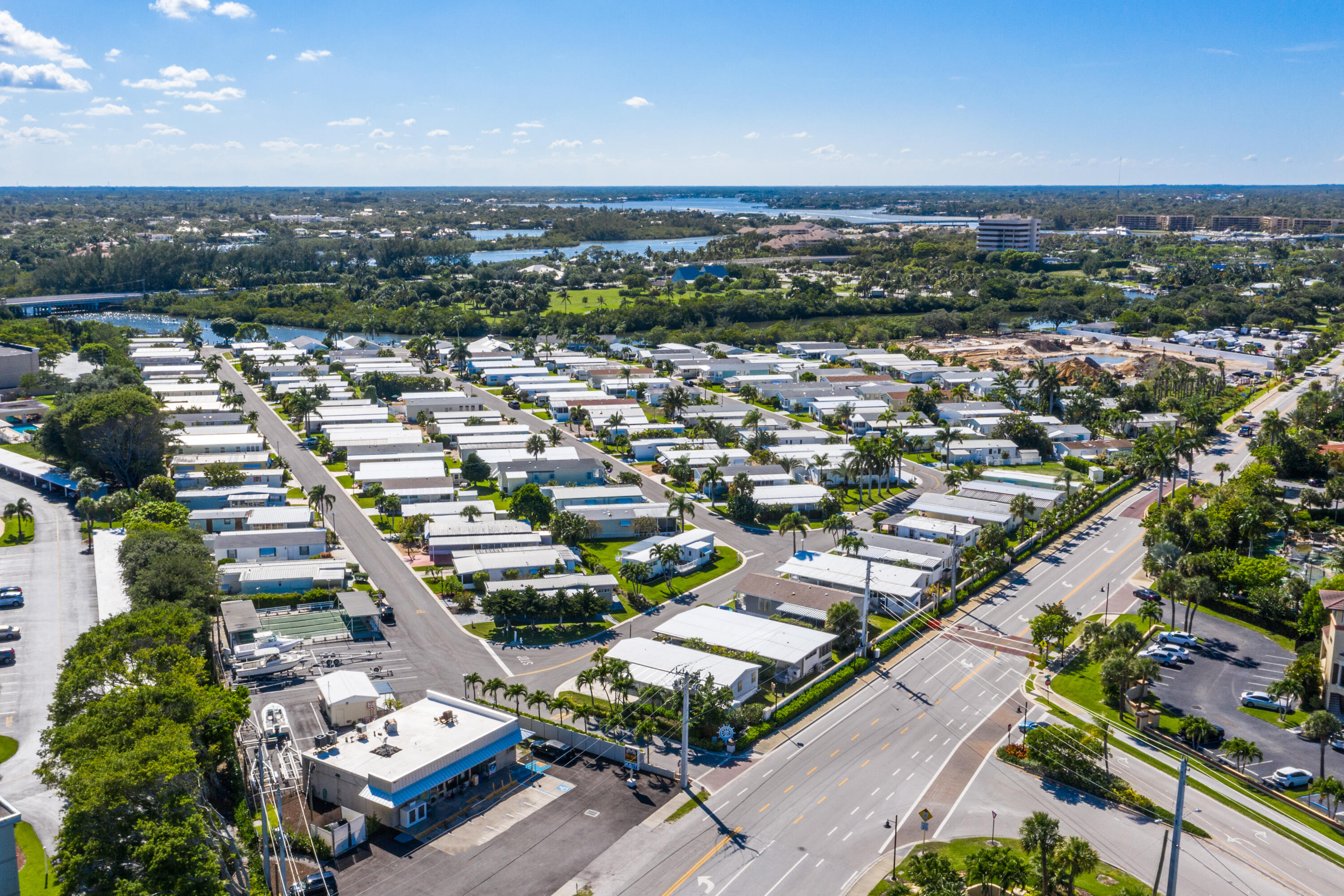 400 North Hwy A1A, Unit 47 Jupiter, FL 33477 - Photo 26 of 35 an aerial view of a city with lots of residential buildings
