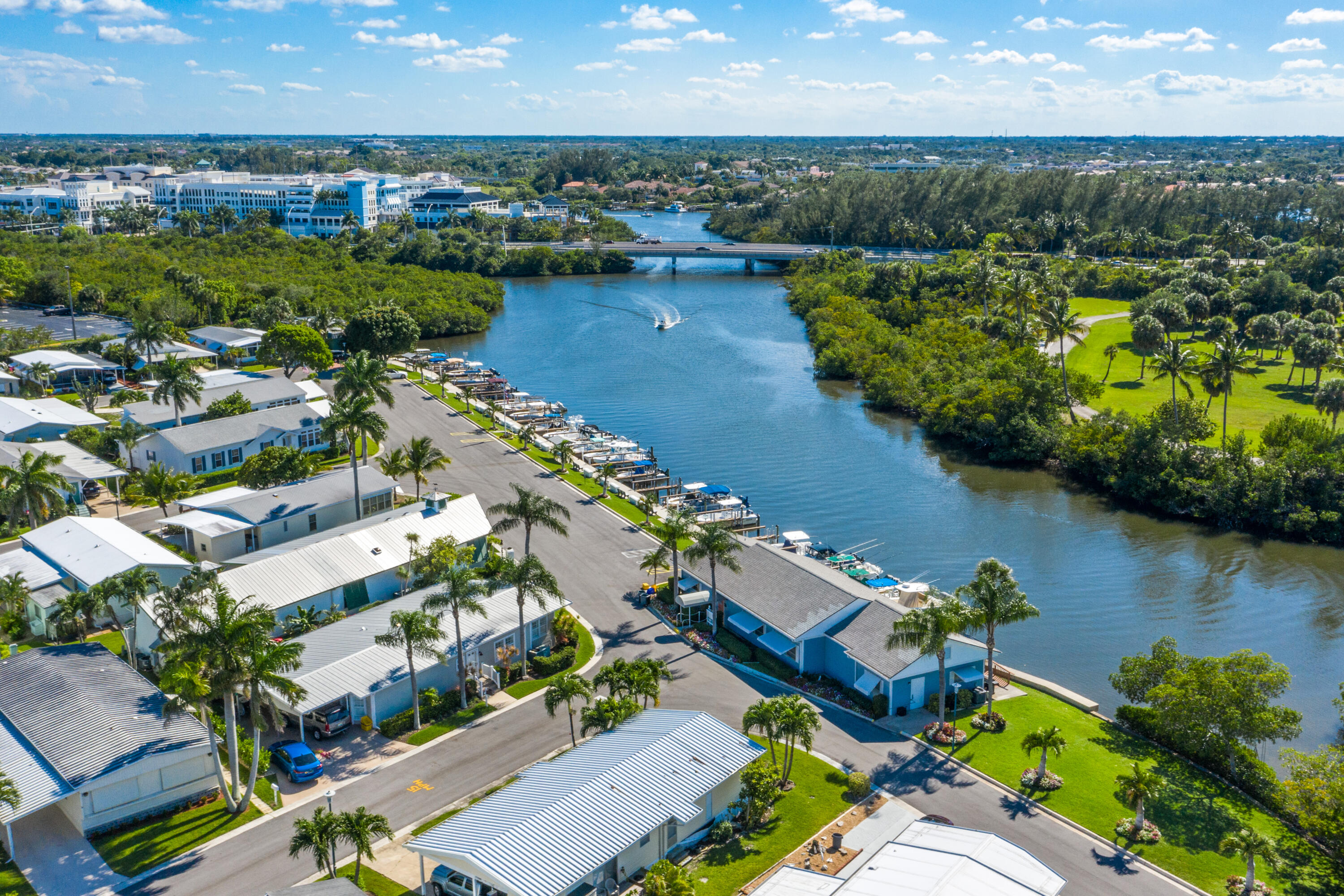 400 North Hwy A1A, Unit 47 Jupiter, FL 33477 - Photo 33 of 35 an aerial view of residential houses with outdoor space