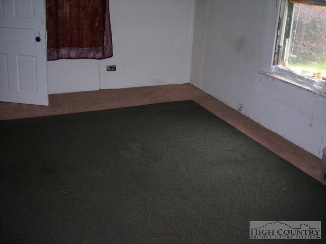 1745 Conley Shumaker Road Ferguson, NC 28624 - Photo 4 of 8 Gallery Image 4