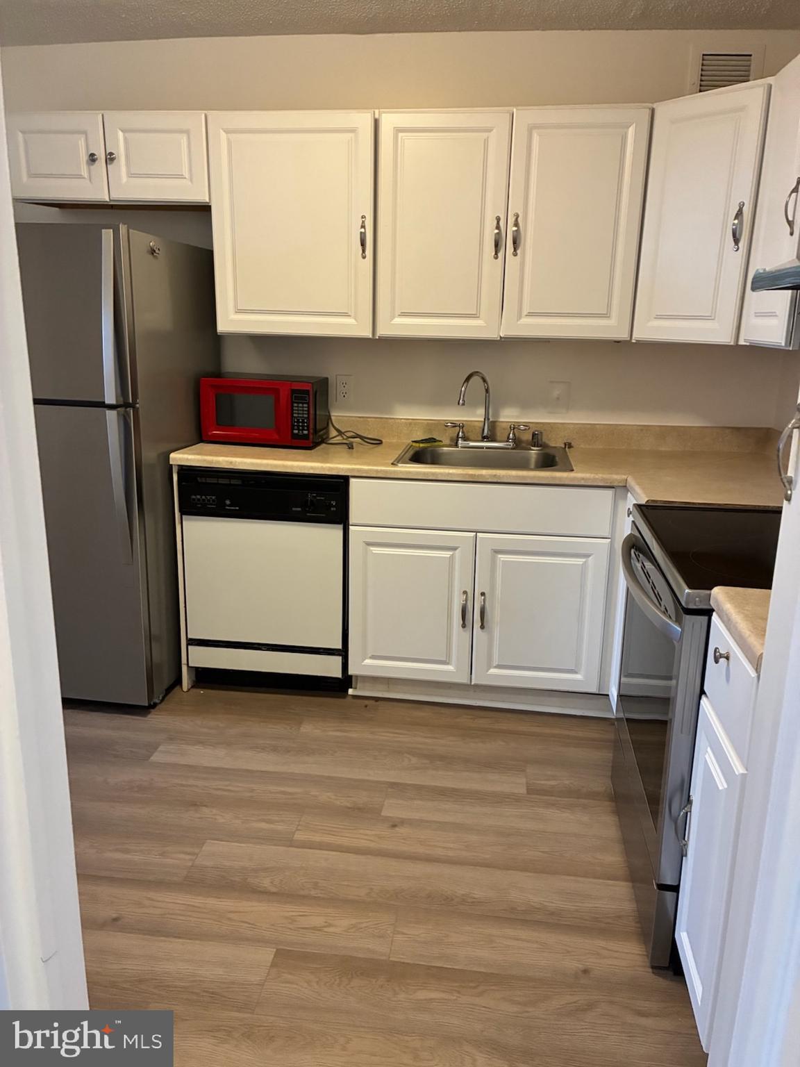 6800 Fleetwood Road, Unit 705 McLean, VA 22101 - Photo 9 of 13